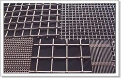 軋花網(wǎng)、不銹鋼軋花網(wǎng)規(guī)格型號及價格詳解——以養(yǎng)豬網(wǎng)為例